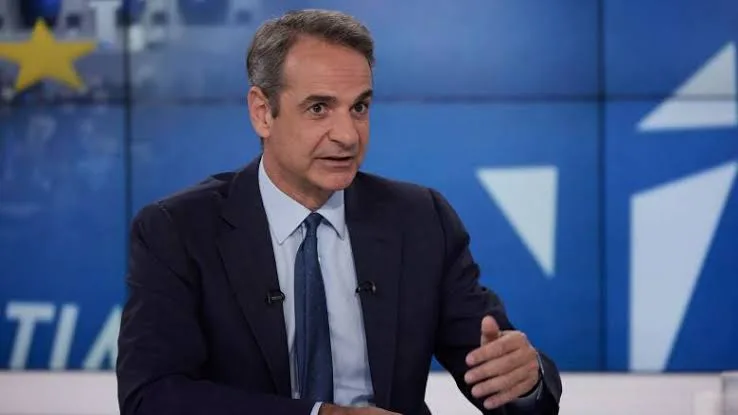 mitsotakis synenteuksi