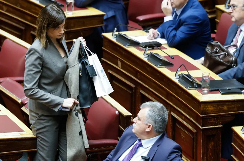  Η Νοτοπούλου υπέβαλε παραίτηση με μια φράση που αναμένεται να… ακουστεί πολύ το καλοκαίρι