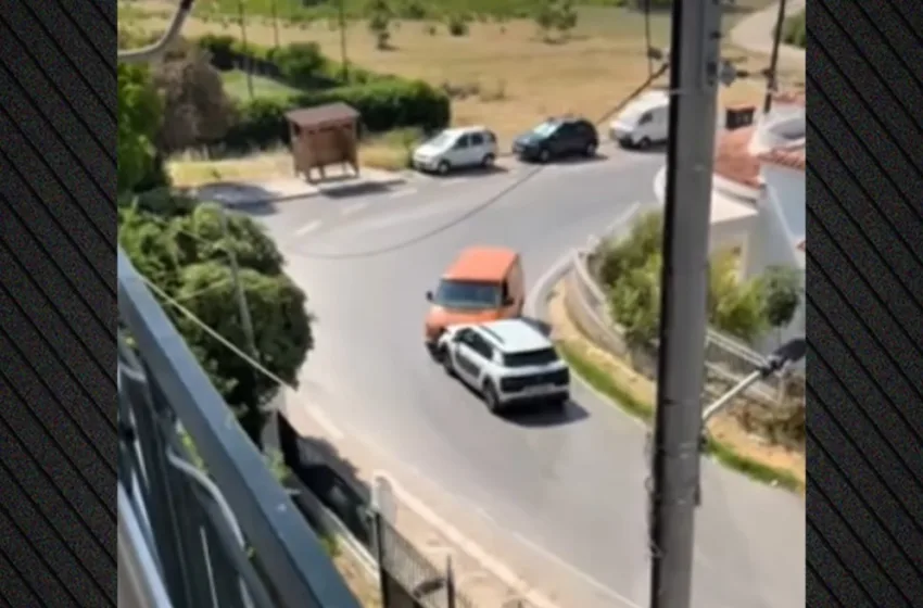  Ωρωπός: Βίντεο με αυτοκίνητο που πήγαινε ανάποδα στο δρόμο και συγκρούστηκε με βαν