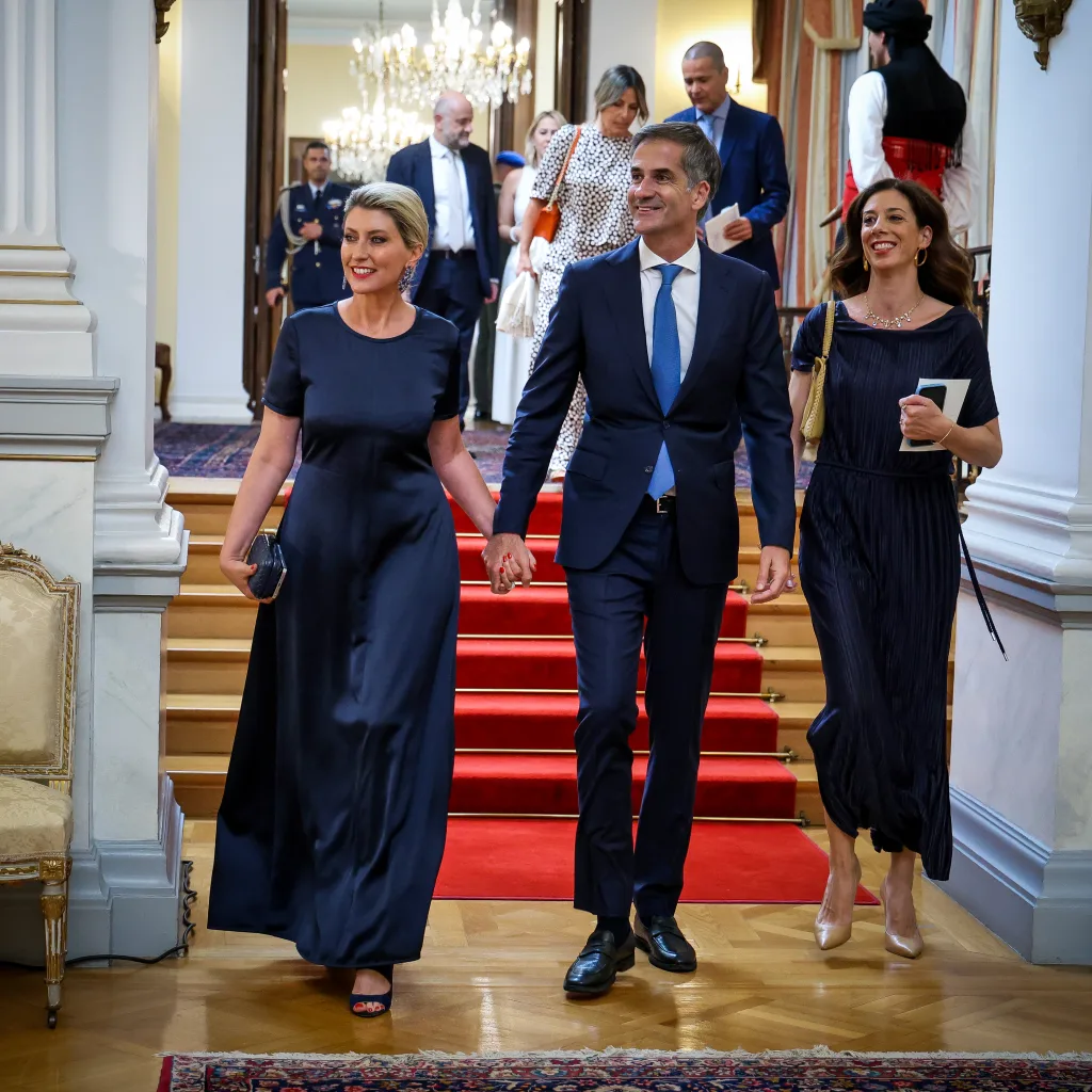 Λαμπερή δεξίωση στο Προεδρικό Μέγαρο για την 52η Επέτειο Αποκατάστασης της Δημοκρατίας 5 ΜΠΑΚΟΓΙΑΝΝΗΣ