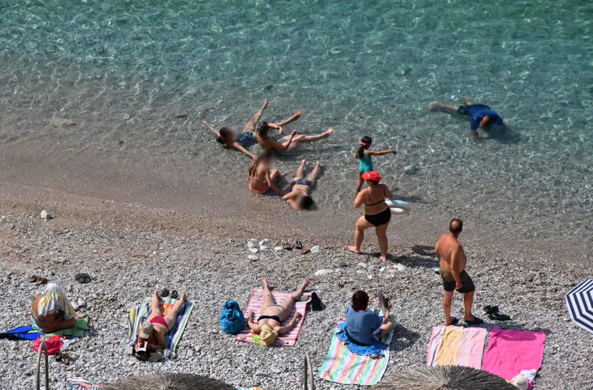 Καμίνι η χώρα από τον καύσωνα: Στους 43,5 βαθμούς το θερμόμετρο–Τι αλλάζει από αύριο