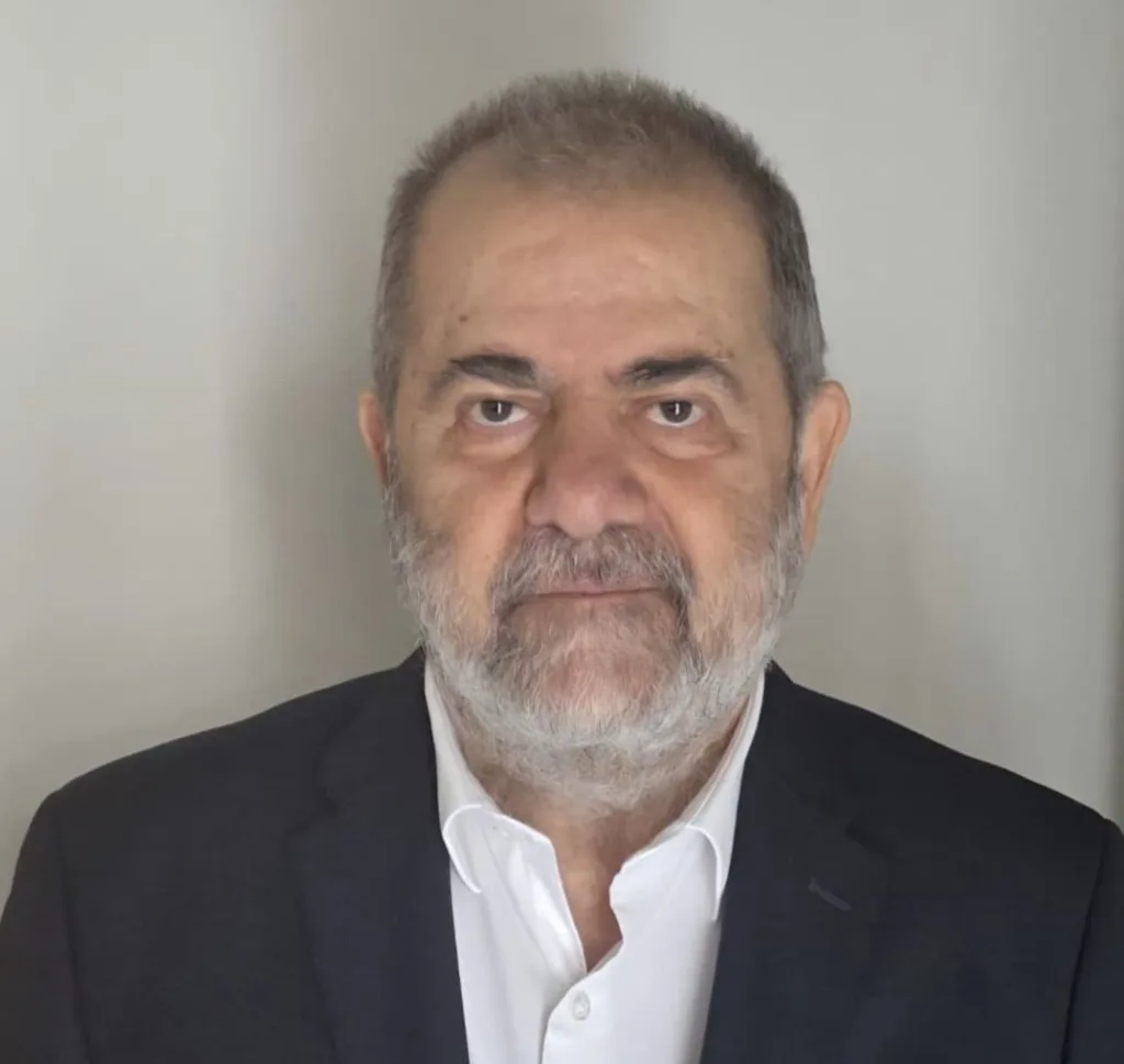 Μιχάλης Ιγνατίου: Μιλά στο libre για το νέο βιβλίο του "Ένοχος"- "Ο Κίσινγκερ κυνικός μέχρι ψυχασθένειας" 6 22d7f920 30d6 4256 9c0e 2156313103f7 1