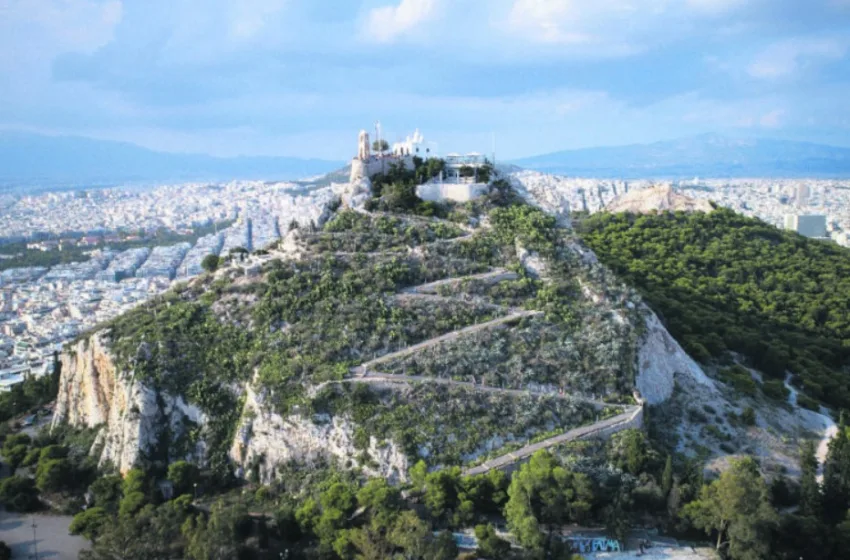  Ανοιχτός ο Λόφος Λυκαβηττού από τα μεσάνυχτα–Κλειστός παραμένει ο Λόφος Φινόπουλου
