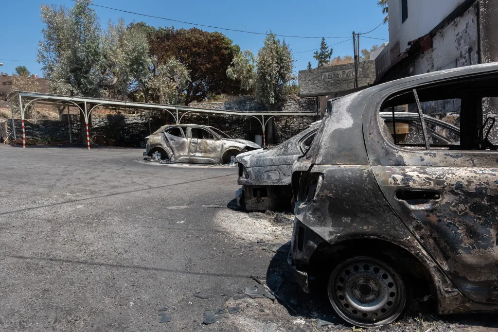 Ρέθυμνο: Εικόνες απόλυτης καταστροφής μετά τη φονική πυρκαγιά 21 7049160