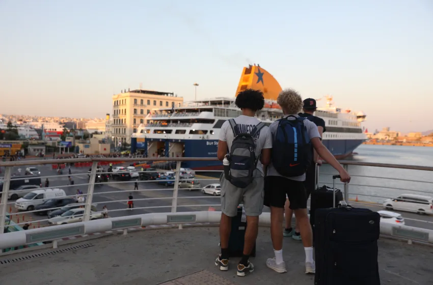  Κορυφώνεται η έξοδος του Δεκαπενταύγουστου: Αίρεται στις 16.00 το απαγορευτικό απόπλου από Ραφήνα και Λαύριο