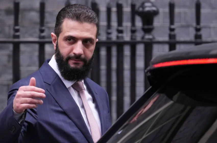  Συρία: Ο Αχμεντ αλ Σάρα πλήρωσε τον καφέ του με Visa–Το βίντεο της ιστορικής συναλλαγής