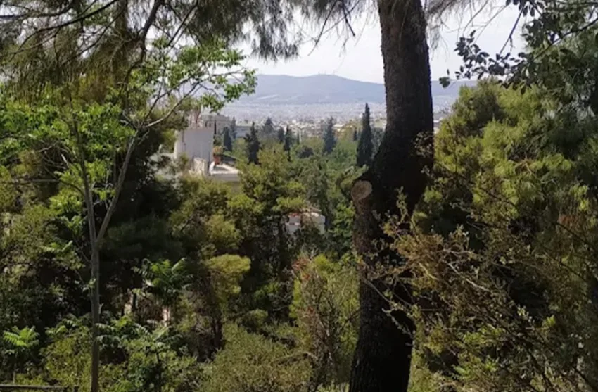  Αθήνα: Κλείνει τα μεσάνυχτα ο λόφος Φινόπουλου λόγω αυξημένου κινδύνου πυρκαγιάς