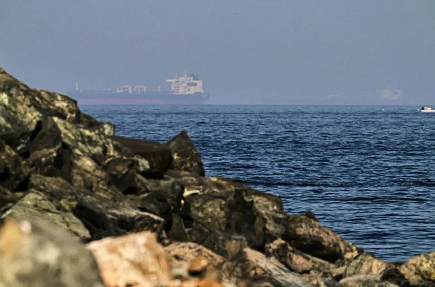  Ελληνόκτητο το δεξαμενόπλοιο που χτυπήθηκε στα ανοικτά του Ομάν
