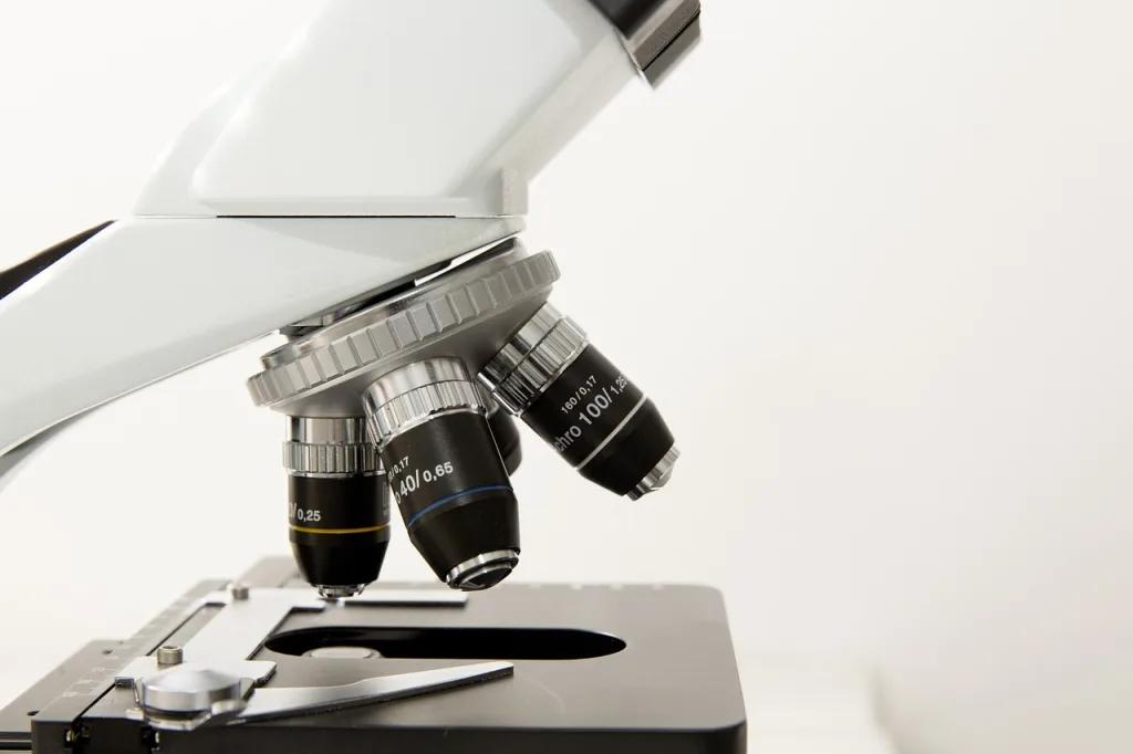 DOCTORS LAB