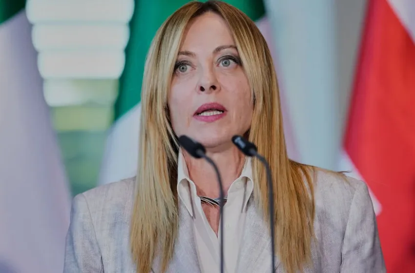  Politico: Γιατί η Μελόνι επιστρέφει στις ακροδεξιές ρίζες της