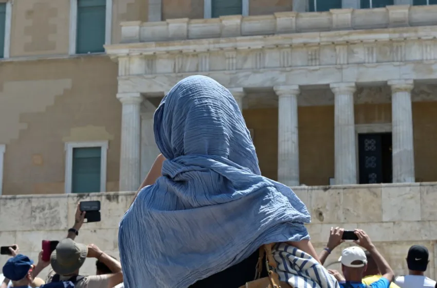  Καύσωνας:Έρχεται η πιο θερμή εβδομάδα του καλοκαιριού–40άρια από το Σαββατοκύριακο