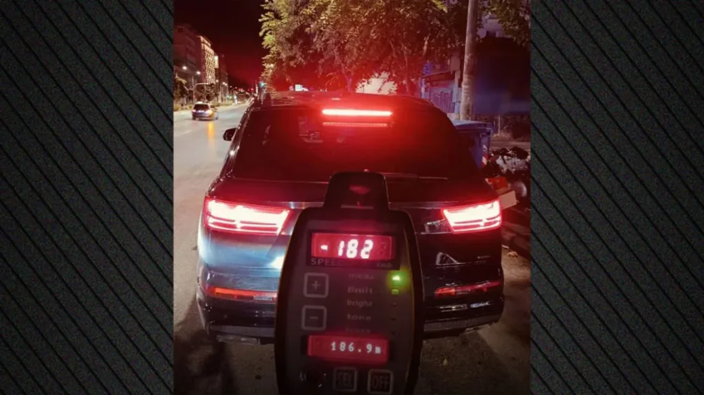 Θεσσαλονίκη: Συνελήφθη "γκαζιάρης" οδηγός που έτρεχε με 182 χλμ/ώρα, με όριο 80 2 maketa thessaloniki