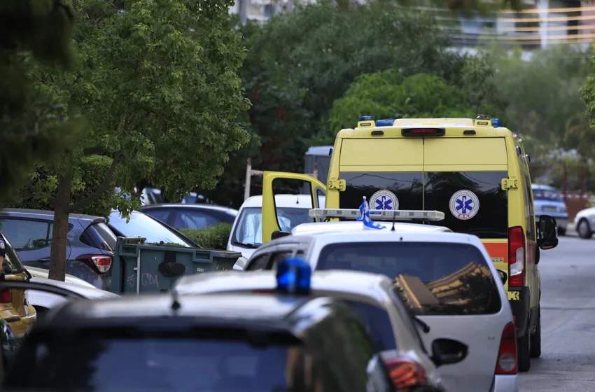  Γυναικοκτονία το έγκλημα στη Νέα Σμύρνη-Ο άνδρας με καρτέρι σκότωσε τη 45χρονη και μετά αυτοκτόνησε