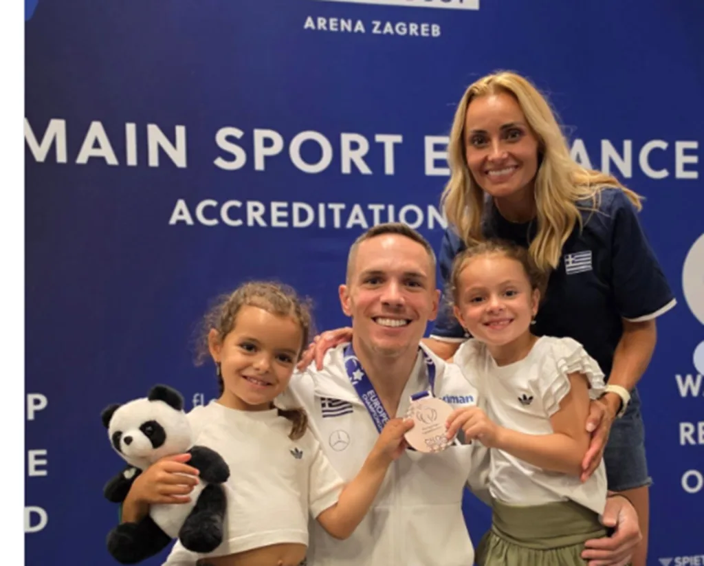 petrounias