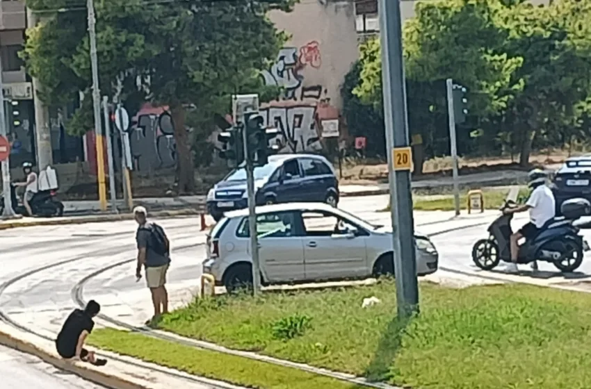  Τροχαίο ατύχημα στο Παλαιό Φάληρο