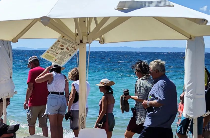  Χαλκιδική: Τέλος η χρήση ντους στα beach bar για εξοικονόμηση νερού
