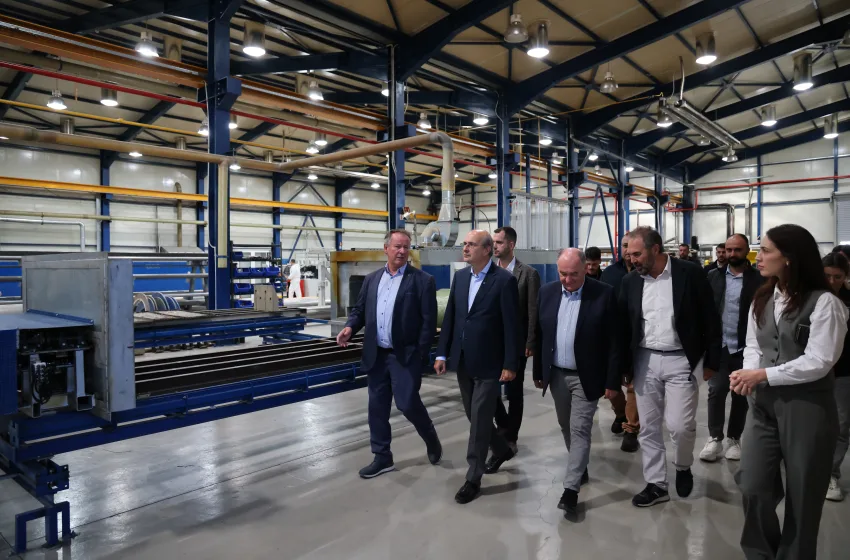  Χατζηδάκης από τη Φλώρινα: Στη Δυτική Μακεδονία χτυπά η καρδιά της Ελλάδας