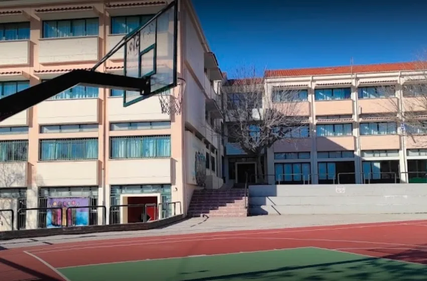  Τραγωδία στην Κοζάνη: Νεκρή σε σχολείο 16χρονη μαθήτρια