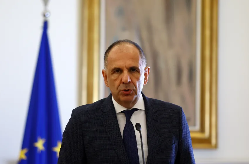  Γεραπετρίτης: Η διαχείριση της μετανάστευσης αποτελεί κοινή ευρωπαϊκή και περιφερειακή πρόκληση