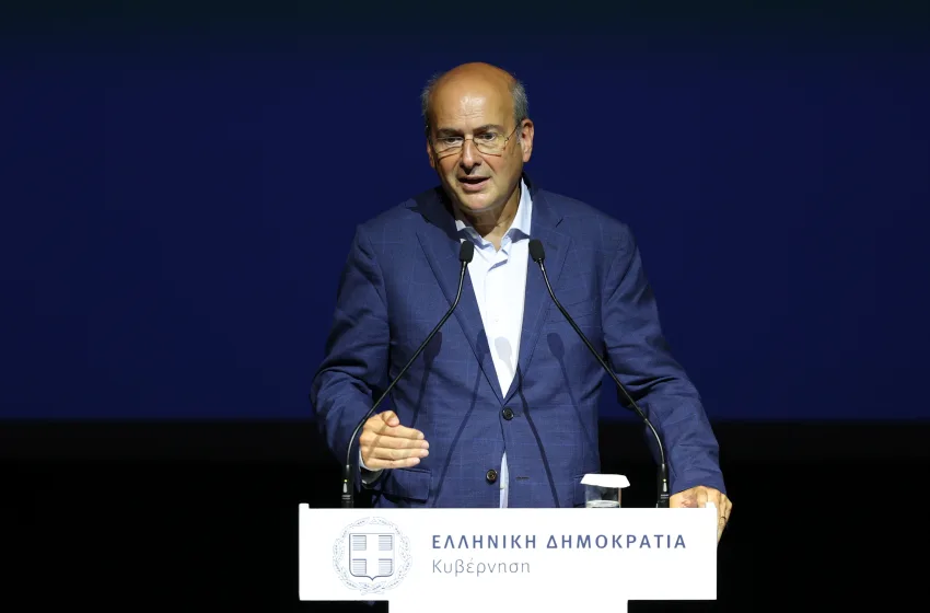  Χατζηδάκης: Ελπίδα με τη Νέα Δημοκρατία ή περιπέτειες με την αντιπολίτευση