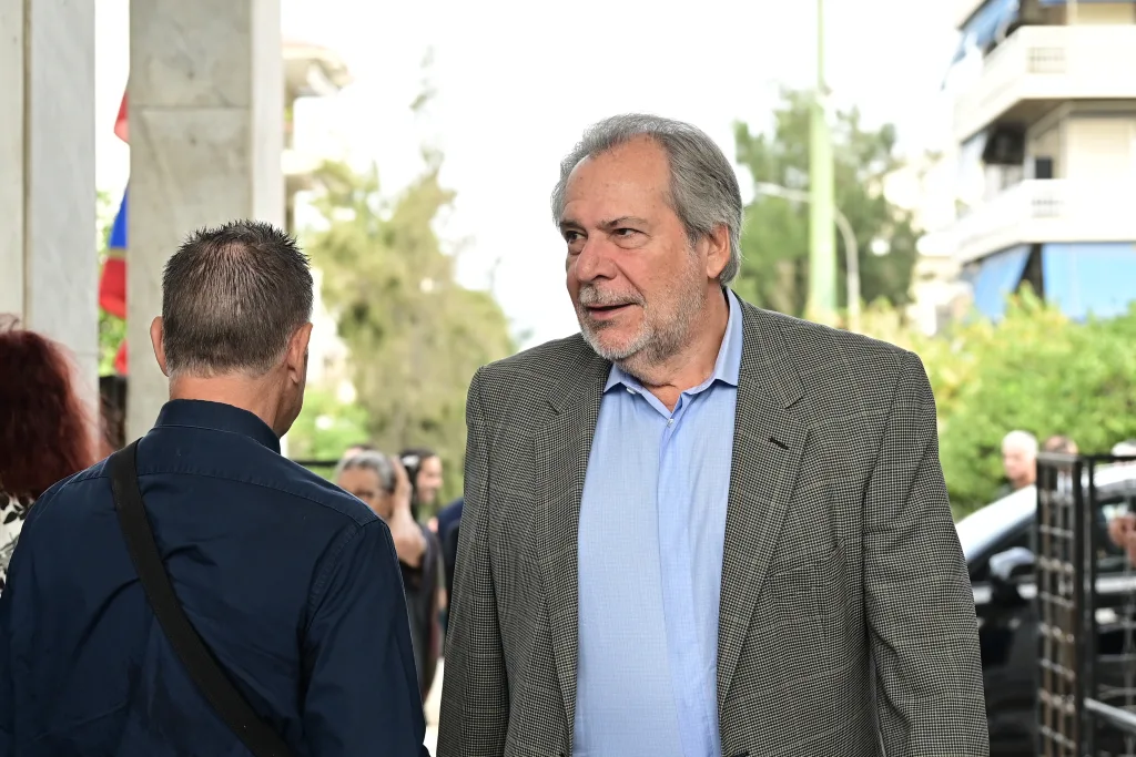 Μαργαρίτα Παπανδρέου: Πλήθος κόσμου στο τελευταίο αντίο- Οι συγκινητικοί επικήδειοι, "αγάπησε βαθιά την Ελλάδα" 48 7092766