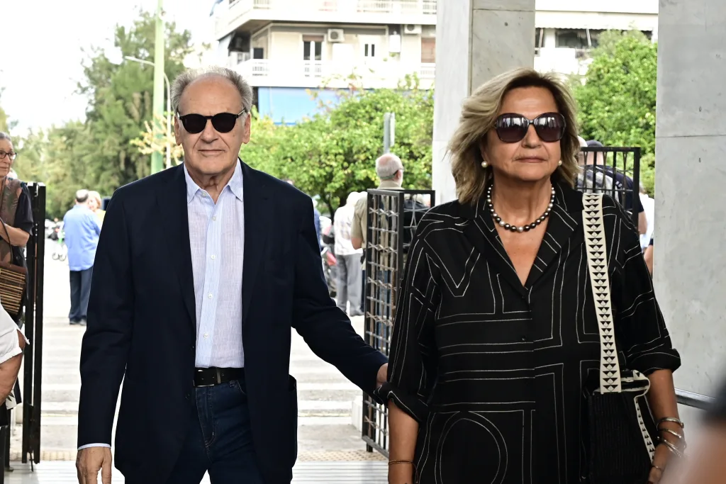 Μαργαρίτα Παπανδρέου: Πλήθος κόσμου στο τελευταίο αντίο- Οι συγκινητικοί επικήδειοι, "αγάπησε βαθιά την Ελλάδα" 47 7092767