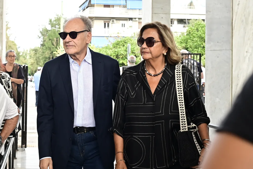 Μαργαρίτα Παπανδρέου: Πλήθος κόσμου στο τελευταίο αντίο- Οι συγκινητικοί επικήδειοι, "αγάπησε βαθιά την Ελλάδα" 46 7092768