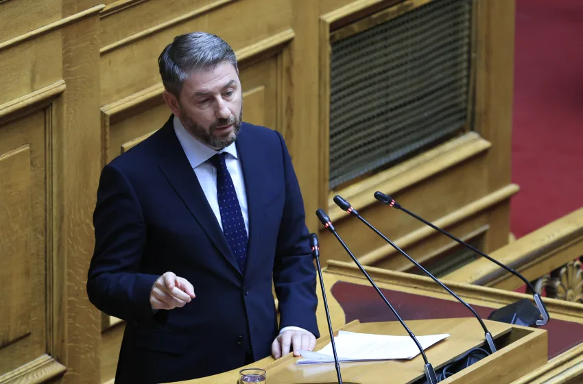  Ανδρουλάκης: Μειώστε άμεσα τον ΕΦΚ στα καύσιμα για να ανασάνουν οι πολίτες