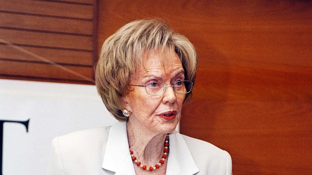 MARGARET PAPANDREOU