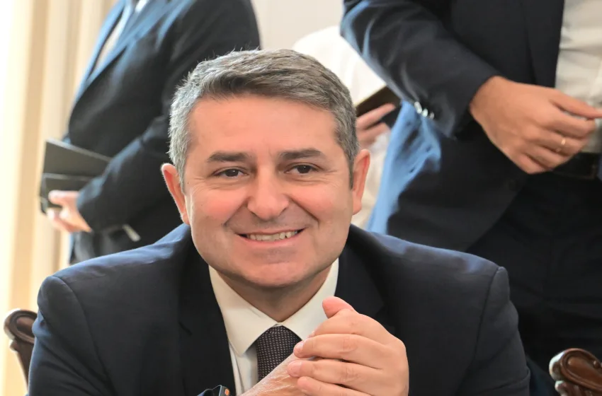 Γ. Μυλωνάκης: Σε εκδήλωση με τον πρωθυπουργό εν όψει ΔΕΘ – Επανέρχεται στον πρωινό καφέ μετά την περιπέτεια της υγείας του