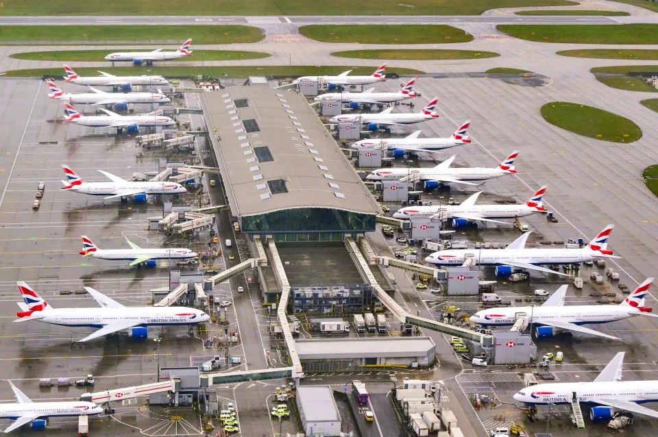 aerial view row british airways 1098234719