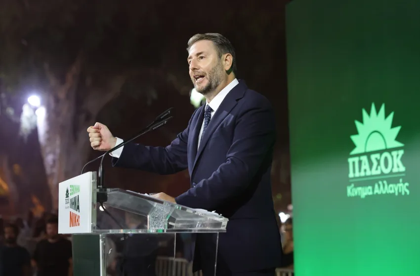  ΠΑΣΟΚ: Μετά την 3η Σεπτέμβρη, η πραγματική μάχη-Το παρασκήνιο του διμέτωπου και το στοίχημα της ΔΕΘ