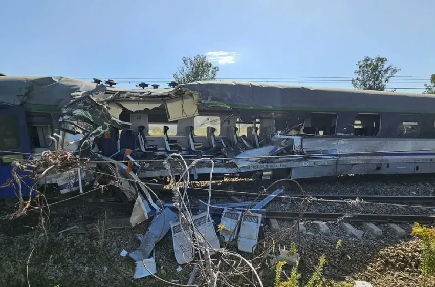  Πολωνία: Ένας νεκρός από σύγκρουση τρένου με μπετονιέρα