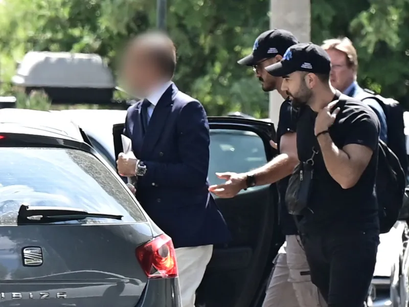 eurokinissi giatros mazonakis.jpg