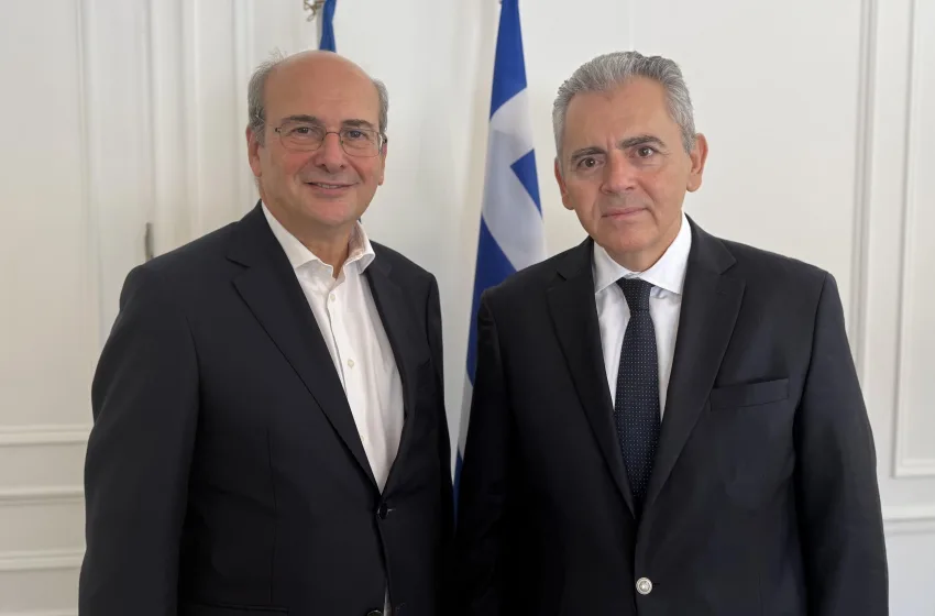  Μ. Χαρακόπουλος με Κωστή Χατζηδάκη για δηλώσεις ΟΣΔΕ – Τι είπαν για την καταβολή των ενισχύσεων