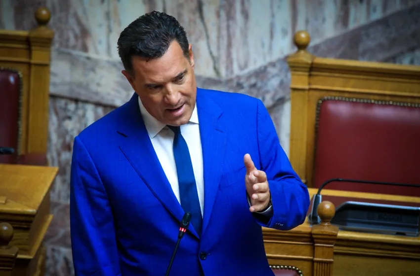  Γεωργιάδης: Έρχεται app για τις άδειες και τις ιατρικές πράξεις που επιτρέπεται να πραγματοποιούν τα ιατρεία