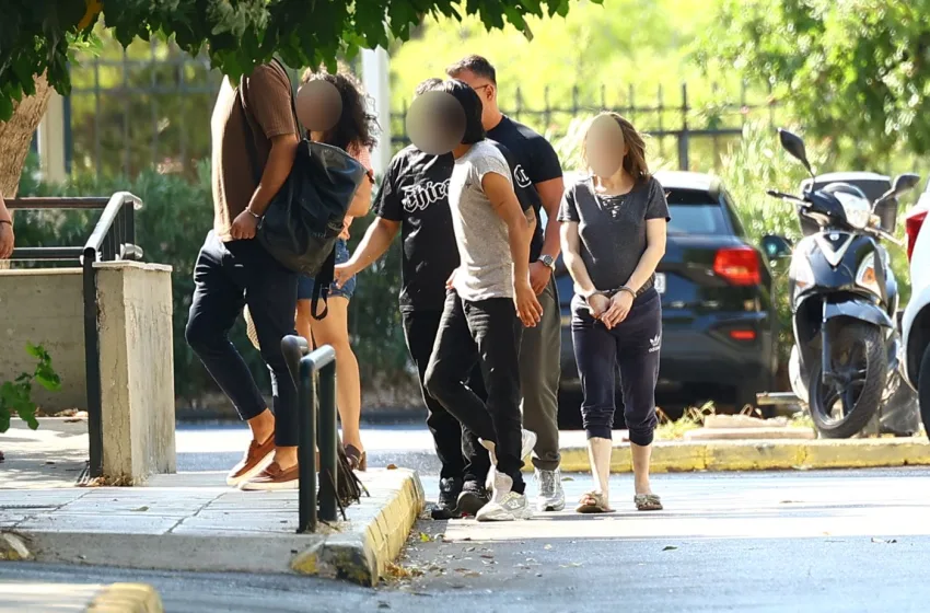  Κυψέλη: Στη φυλακή οι τρεις συλληφθέντες- Μπλεγμένος και σε άλλη υπόθεση μαστροπείας ο 43χρονος