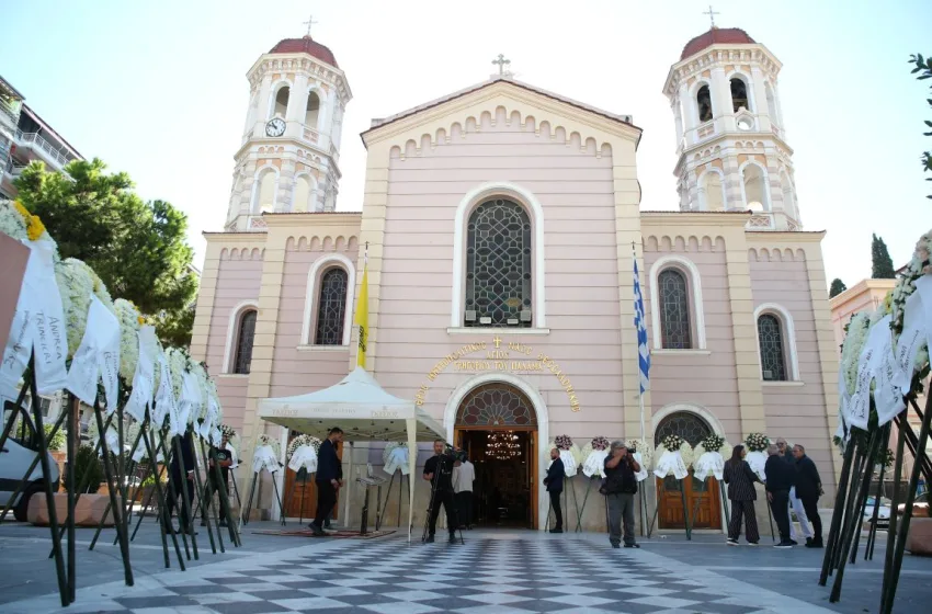 Το τελευταίο αντίο στον Σούλη Μαρκόπουλο