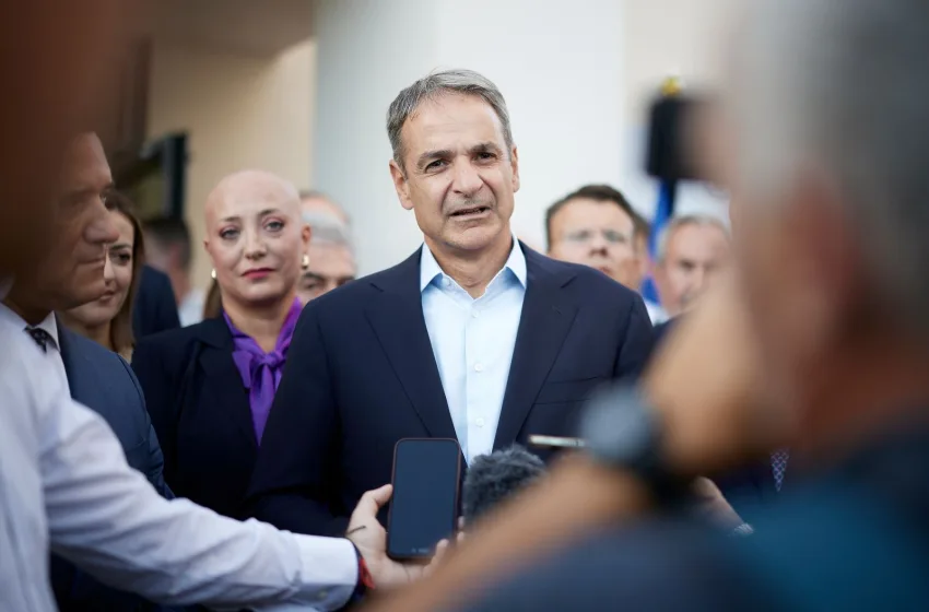  Μητσοτάκης με εκπροσώπους ΜΜΕ λόγω ΔΕΘ – Τι είπε για εκλογές, Ανδρουλάκη, ΕΛΑΣ, Ζαχαράκη, ψηφοδέλτια