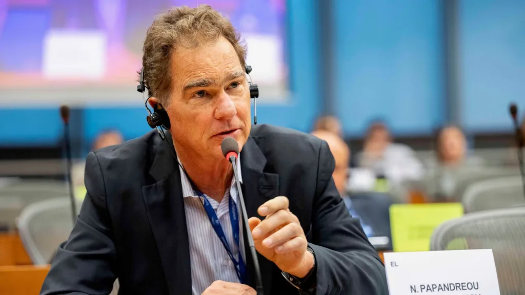 nikos papandreou