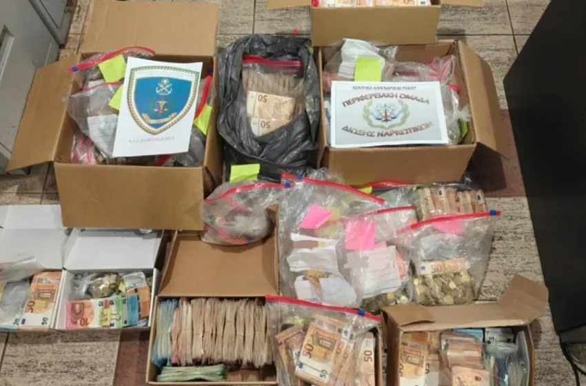  Δύο συλλήψεις για διακίνηση ναρκωτικών σε Πειραιά και Ρόδο- Βρέθηκε σχεδόν 1 εκατ. ευρώ
