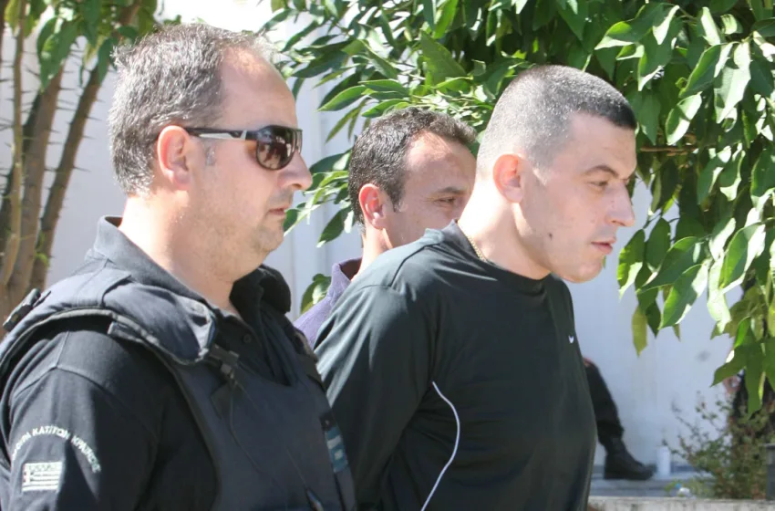  Δραπέτευσε ο Αλκέτ Ριζάι- Δεν επέστρεψε στις φυλακές μετά το αιματηρό επεισόδιο στην Ανάβυσσο