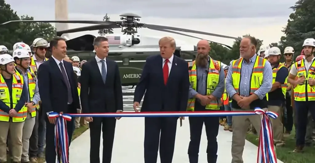 trump leukos oikos mk43
