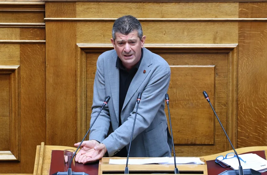  Το σχόλιο Τσοκάνη για τους “δύο κόσμους” του Σαββατοκύριακου
