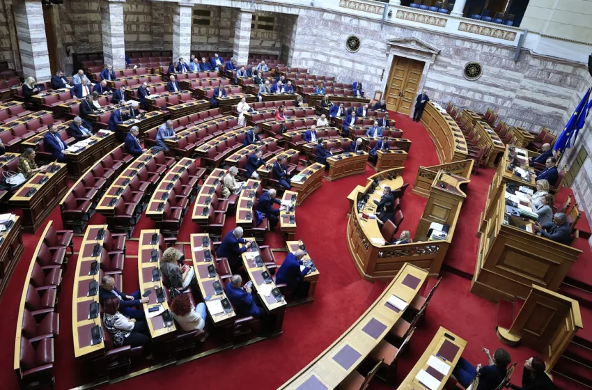  “Νυχτερινή” τροπολογία ανάβει φωτιές στη Βουλή-Μετωπική στη σημερινή ψήφιση νομοσχεδίου του Υπ. Αγροτικής Ανάπτυξης