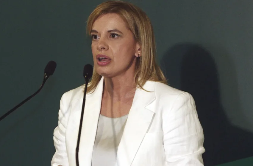  “Πόλεμος” για τη Βρεττού- Αποχώρησε από το ΠΑΣΟΚ οδεύει προς Τσίπρα-Έντονη αντίδραση της Χαριλάου Τρικούπη