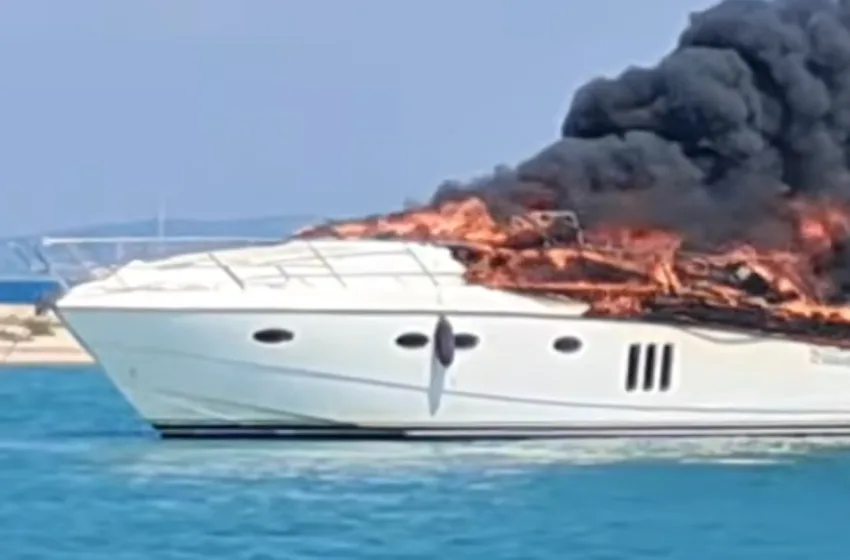  Λευκάδα:Λαμπάδιασε θαλαμηγός- Διασώθηκαν οι τρεις επιβαίνοντες