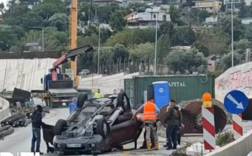 Θεσσαλονίκη: ΙΧ έπεσε σε εργοτάξιο του Flyover και ανετράπη