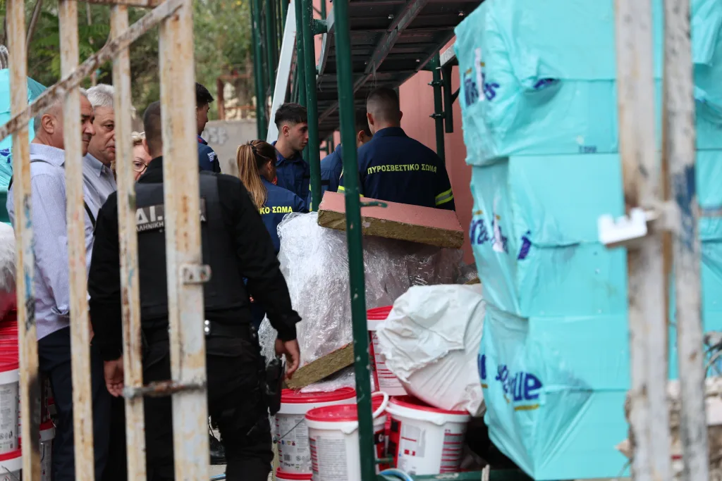 Συναγερμός στα σχολεία της Γκράβας: Εκκενώθηκε το συγκρότημα λόγω έντονης οσμής αερίου 3 7105169