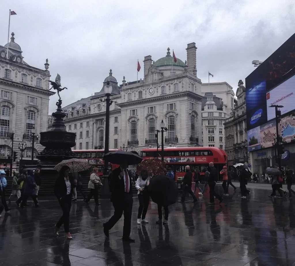 london 863330 1280